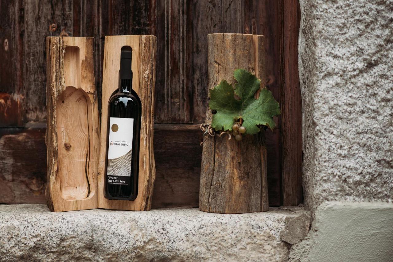 Weingut & Genusshotel Spitalerhof Superior キウーザ エクステリア 写真